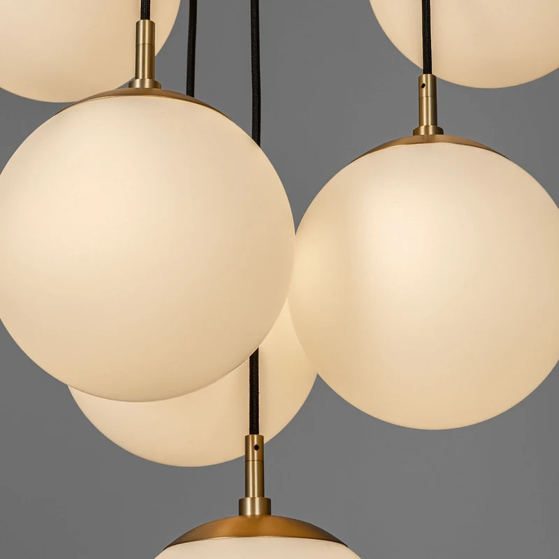 Schwung Globe Cluster 10 Chandelier