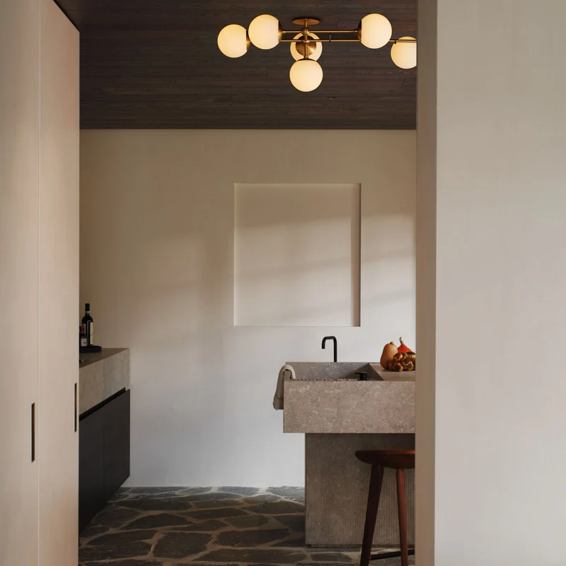 Schwung Armstrong Chandelier