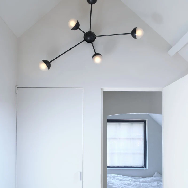 Schwung Molecule Spark Chandelier