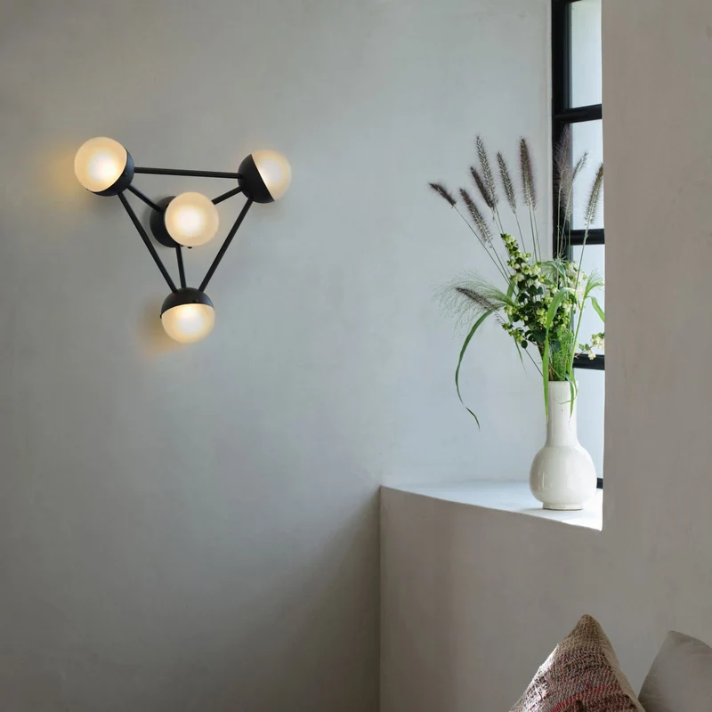Schwung Molecule 4 Wall sconce