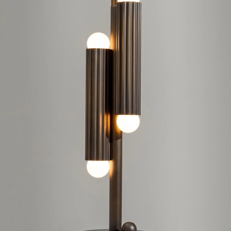 Schwung Vesta Table Lamp