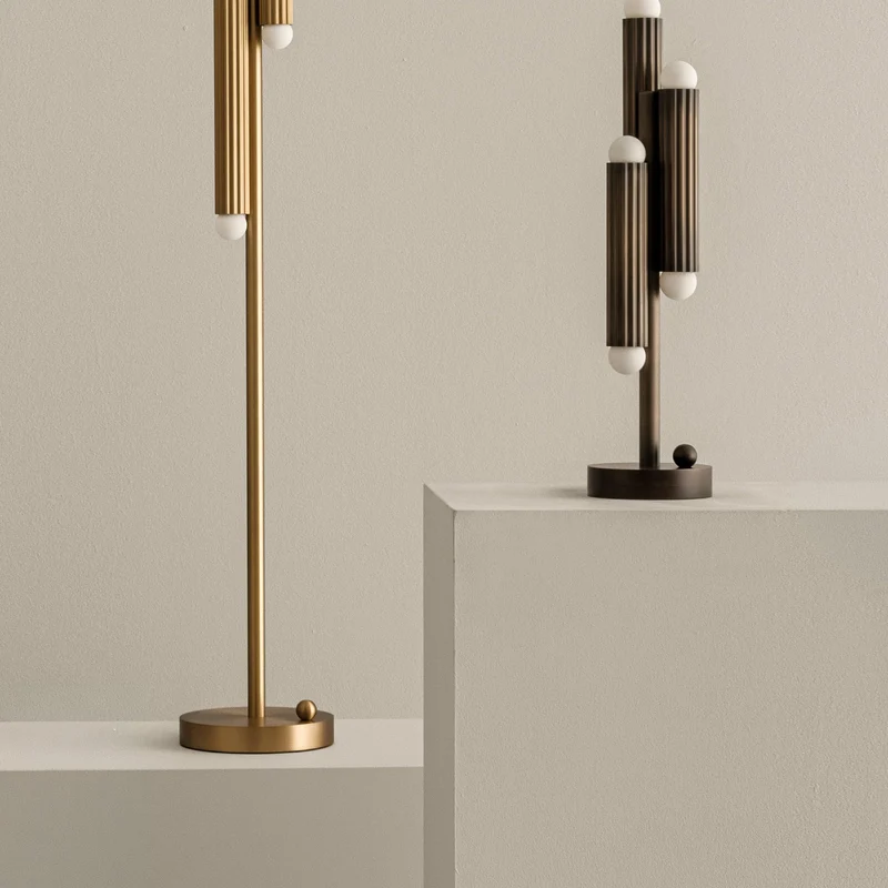 Schwung Vesta Table Lamp