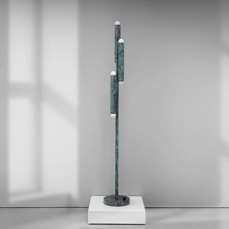 Schwung Vesta Floor Lamp
