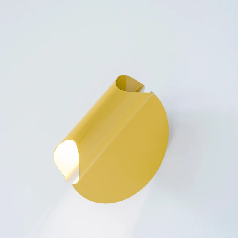 OliveLab Oplà Wall Lamp