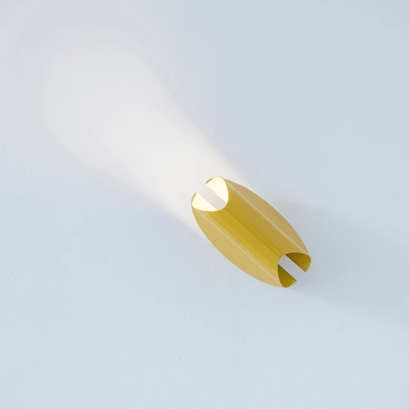 OliveLab Oplà Wall Lamp