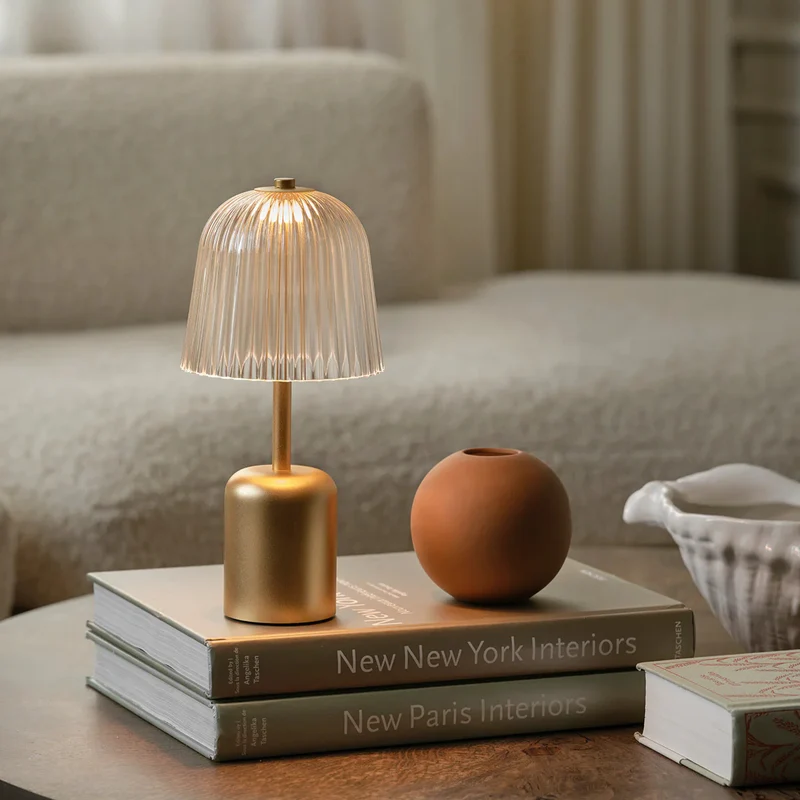 Nuura Asteea Portable Lamp