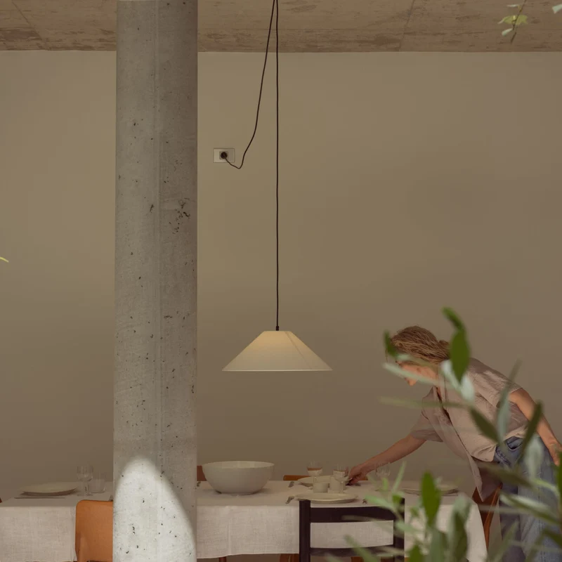 Santa & Cole Sísísí Cónicas Planas MT4 Pendant Lamp