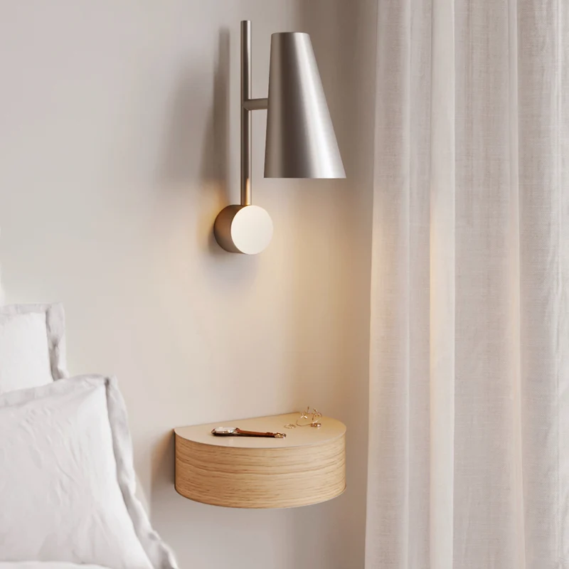 Woud Cono Wall Lamp
