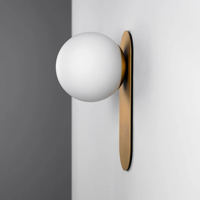Schwung Adrion Wall Lamp
