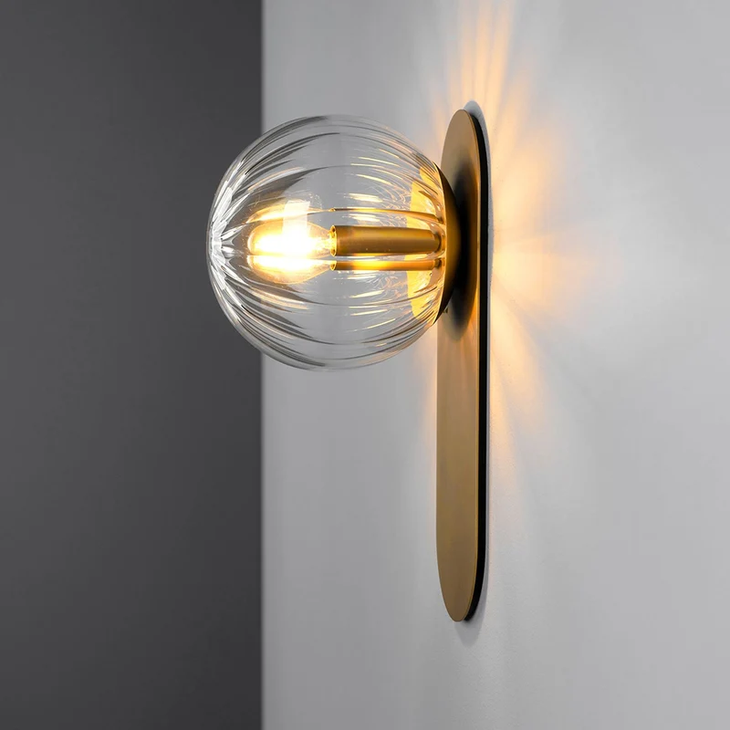 Schwung Adrion Wall Lamp