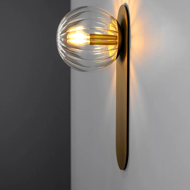 Schwung Adrion Wall Lamp