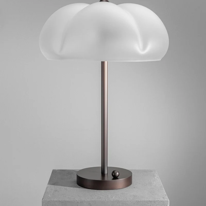 Schwung Hana Table Lamp