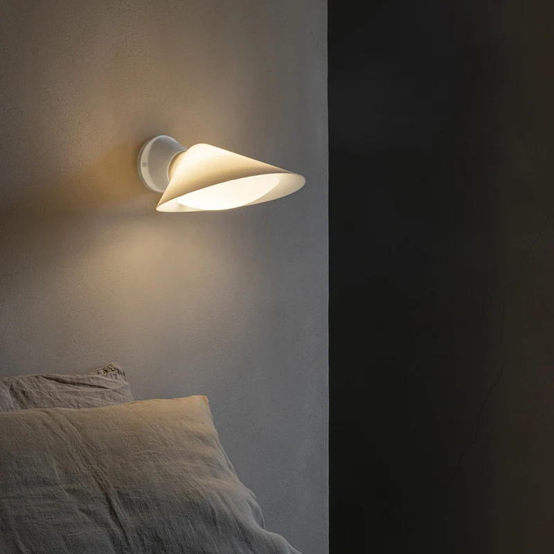 DCWéditions Plume Wall Lamp
