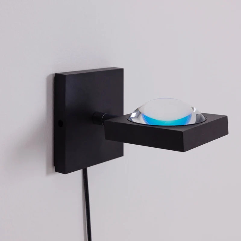 Halo Edition Applique Wall Lamp