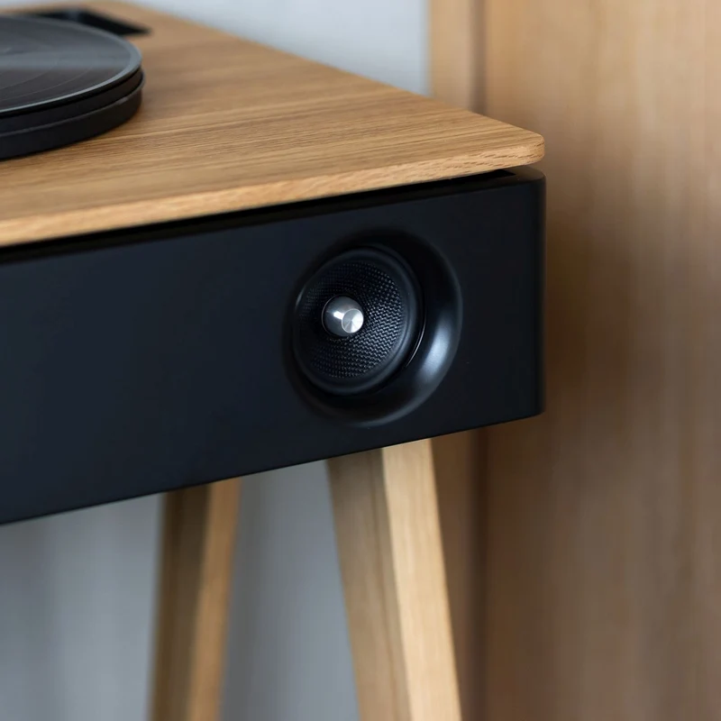 La Boite concept LX Turntable and speaker Connect