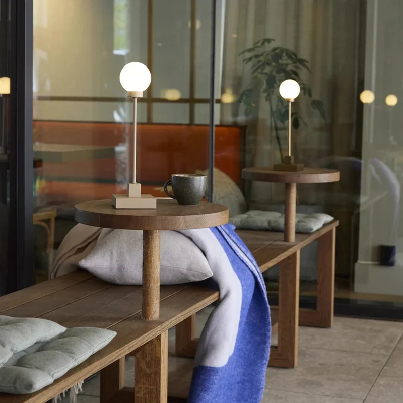 Northern Snowball Portable Table Lamp