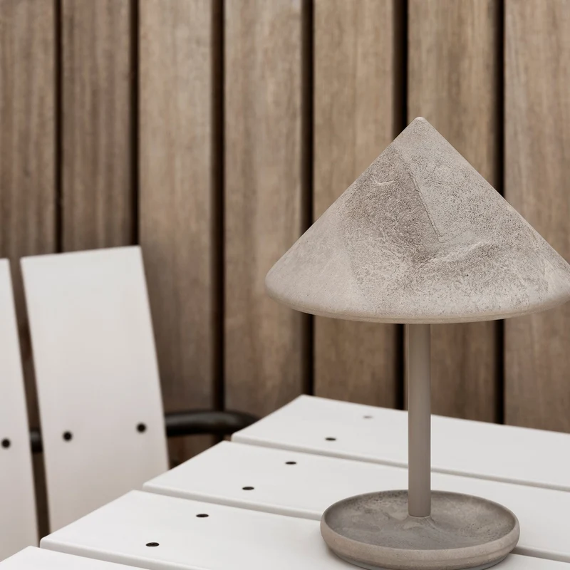 Mater Terra Portable Lamp