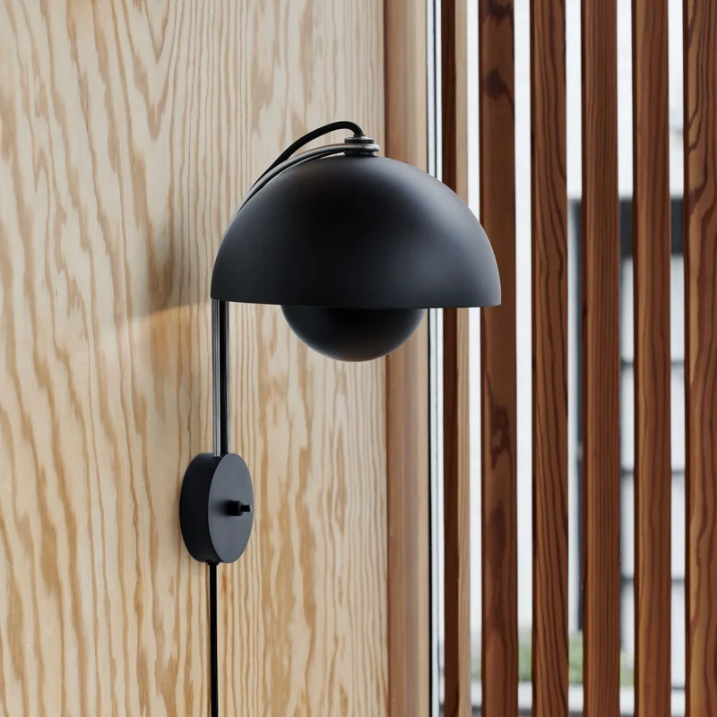 &Tradition Flowerpot VP8 Wall Lamp