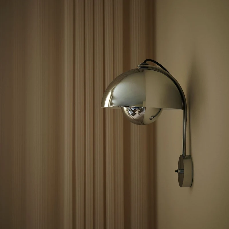 &Tradition Flowerpot VP8 Wall Lamp