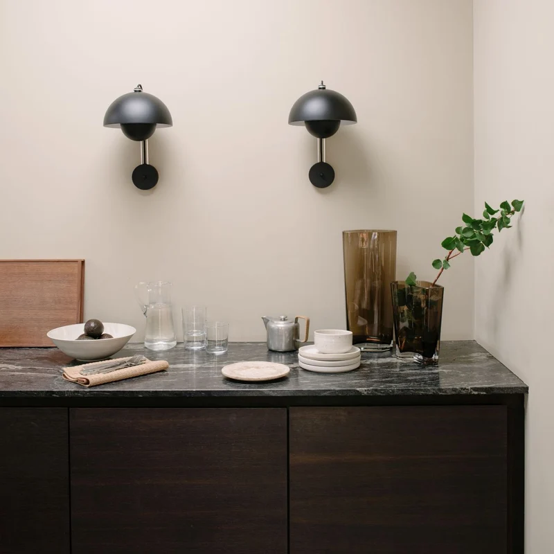 &Tradition Flowerpot VP8 Wall Lamp