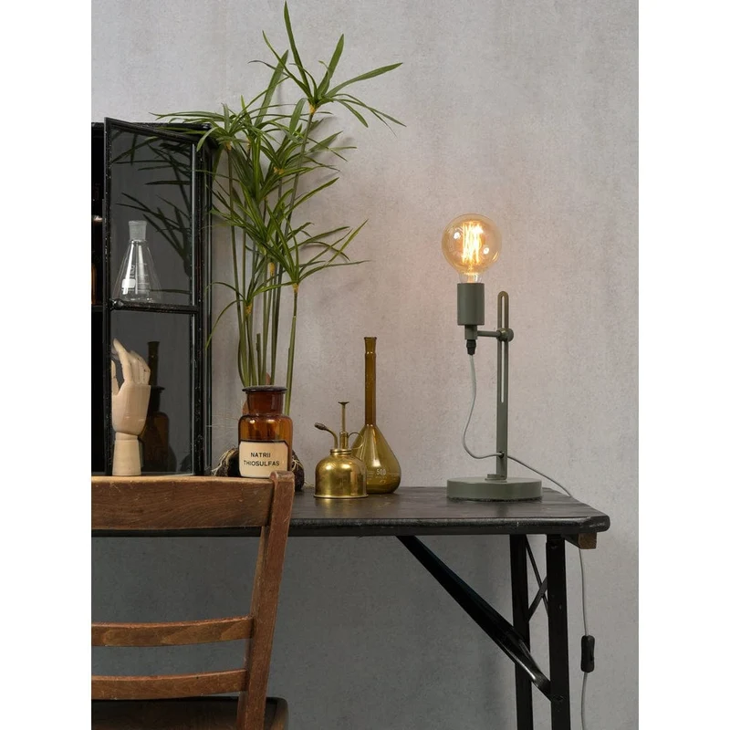Lampe En Fer