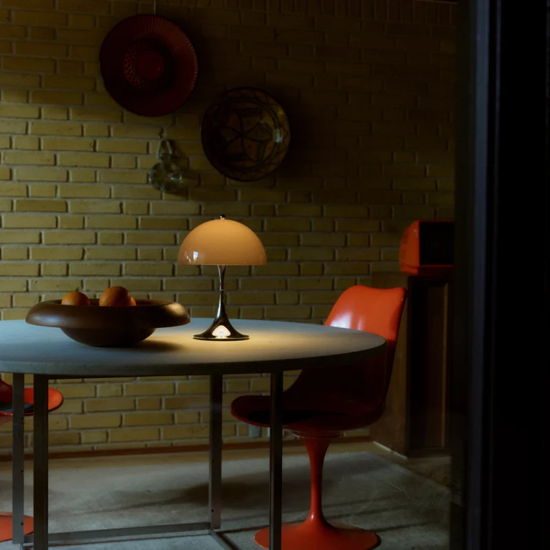 Louis Poulsen Panthella 250 Portable Lamp
