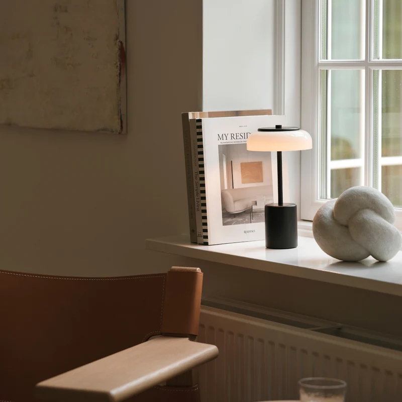Nuura Blossi Mini Portable Lamp