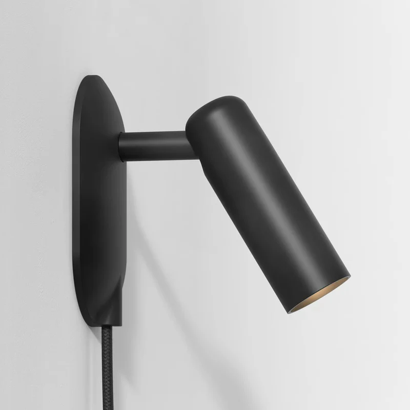 Astro Gio Plug-in Reading Light
