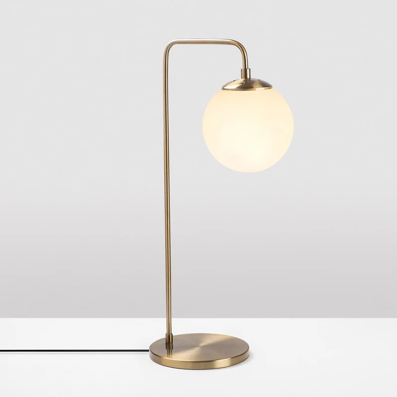 Lampe Dorée À Poser