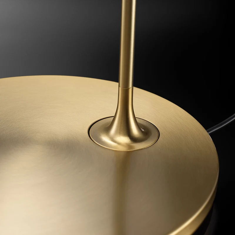 Lumina Flo Floor Lamp