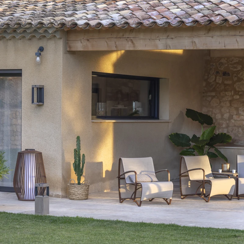 Les Jardins Teckalu Solar Bollard to fix or to pin