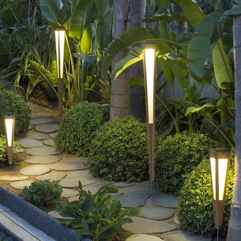 Les Jardins Tecka Solar Garden Torch with Spike