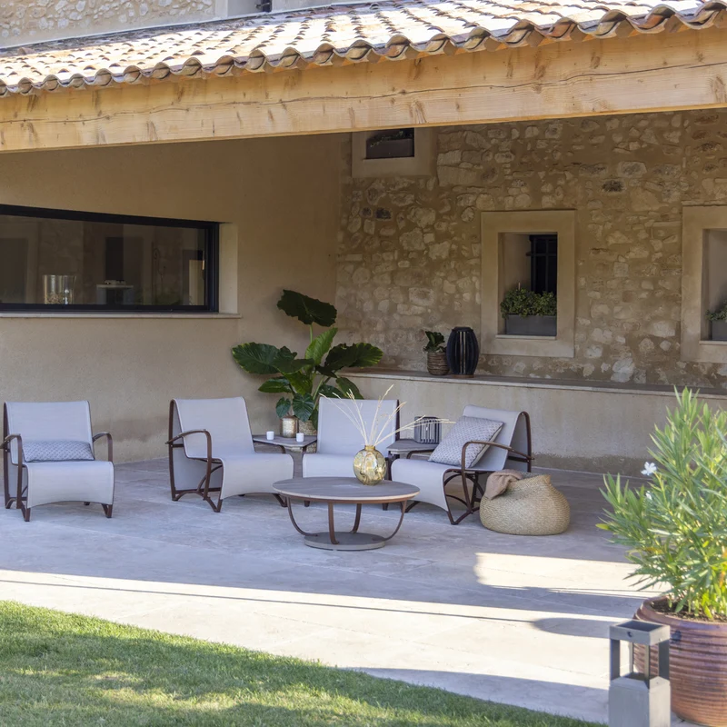 Les Jardins Jet Stream Outdoor Table with Solar Lighting