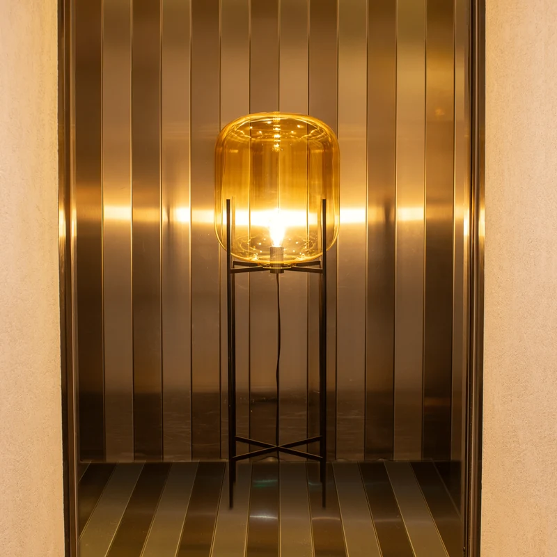 Pulpo Oda Floor Lamp