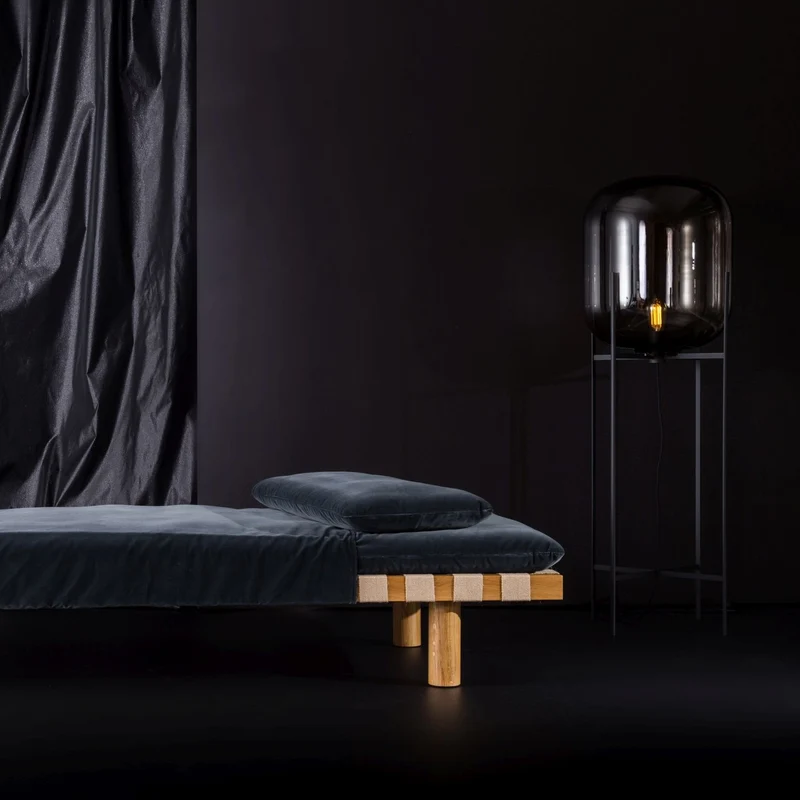 Pulpo Oda Floor Lamp