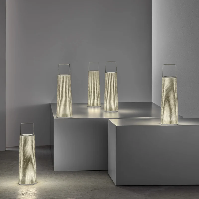 A-emotional light Hipatia Portable Lamp