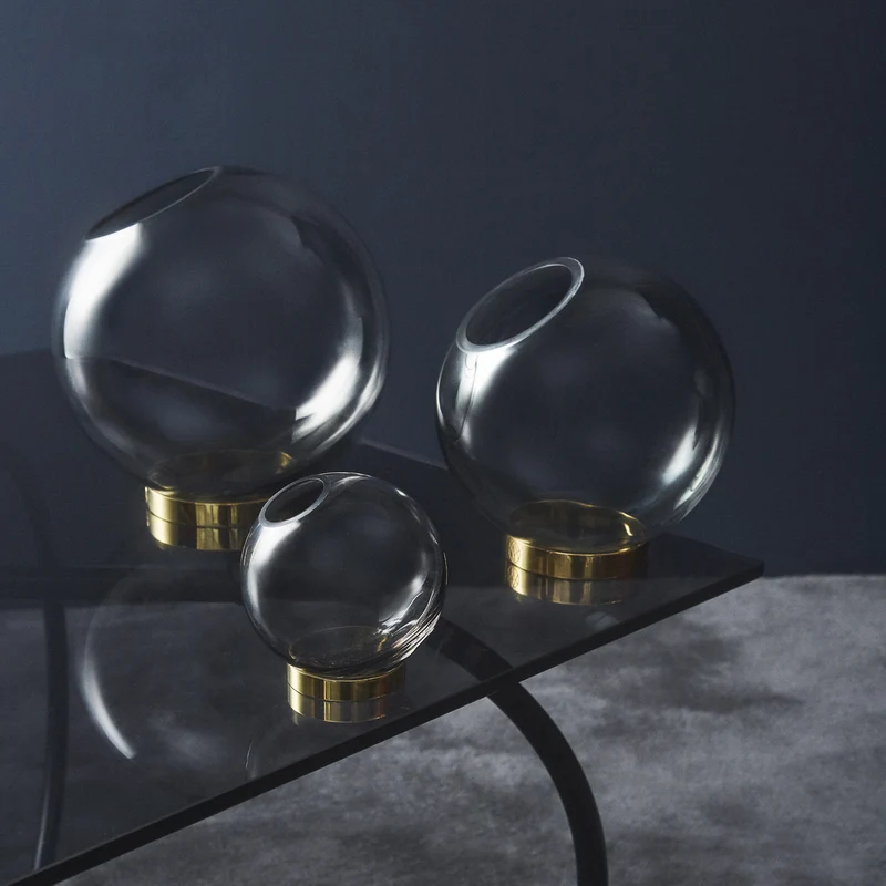 AYTM Globe Vase