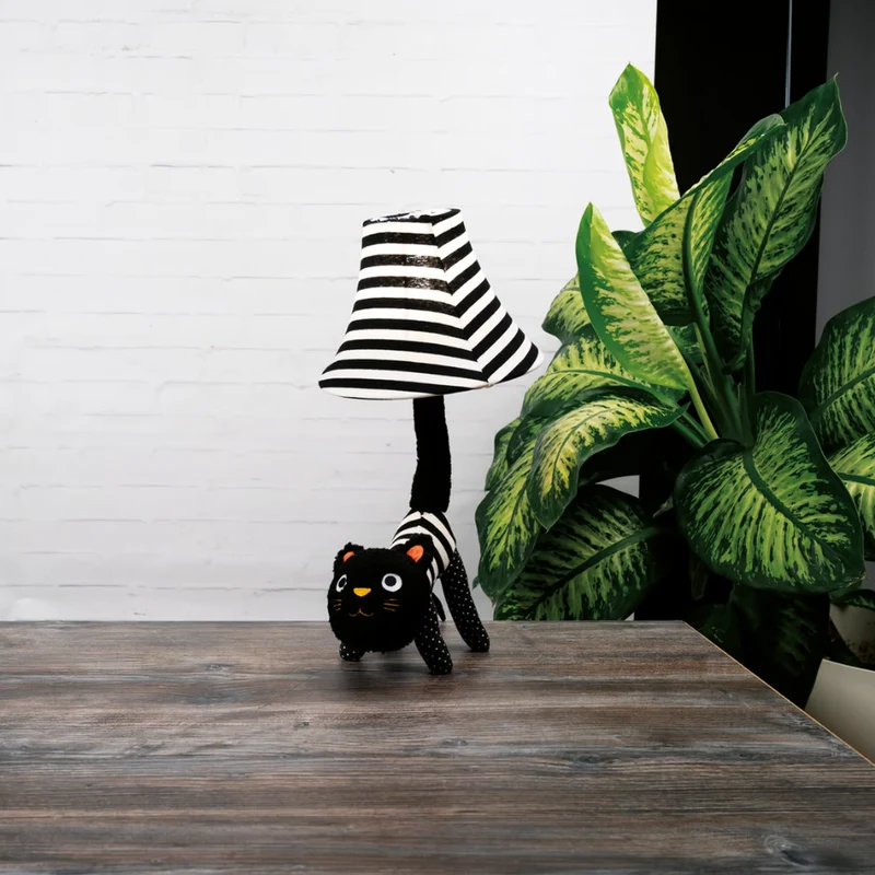 Happy Lamps Baby Luna Table Lamp