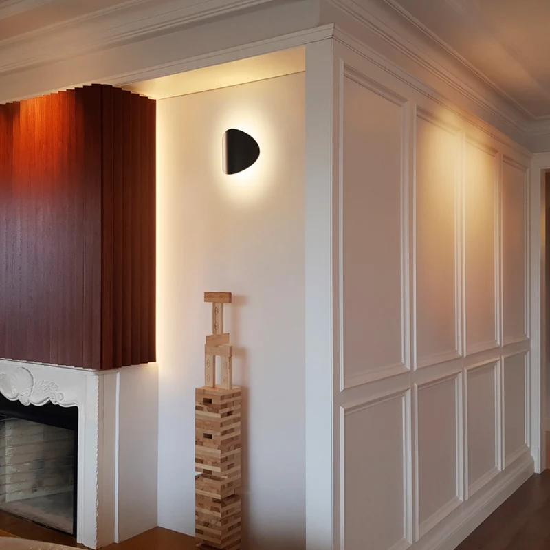 Estiluz Lune Outdoor Wall Lamp