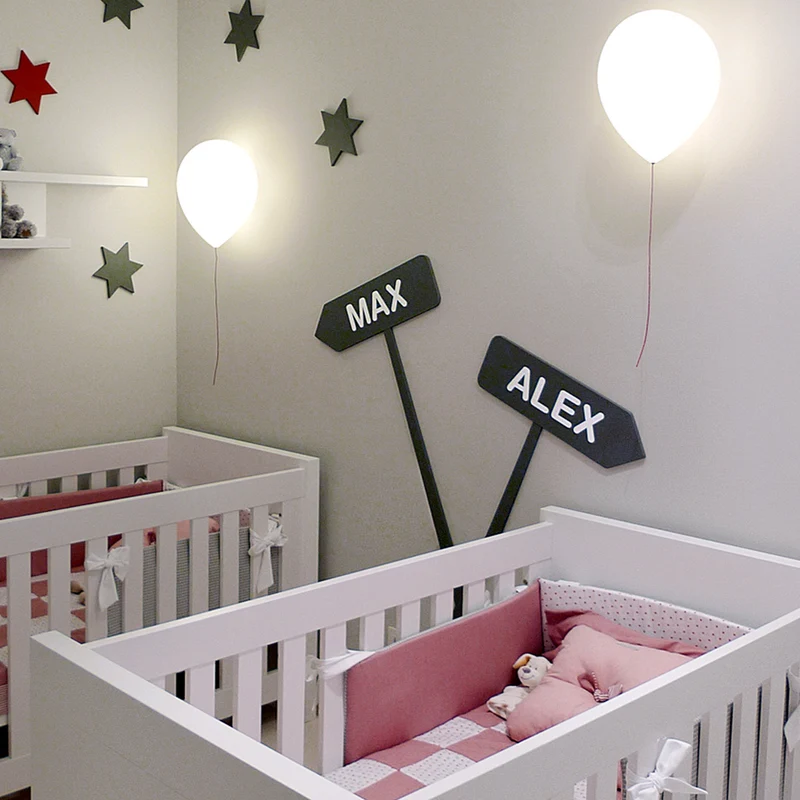 Estiluz Balloon Wall Lamp