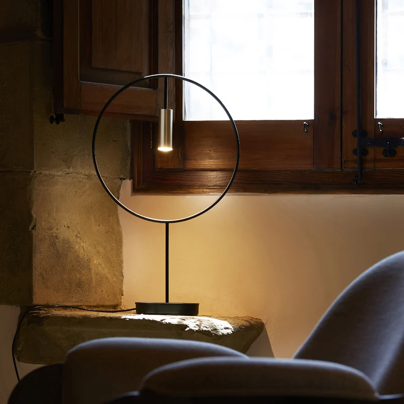 Estiluz Revolta Table Lamp
