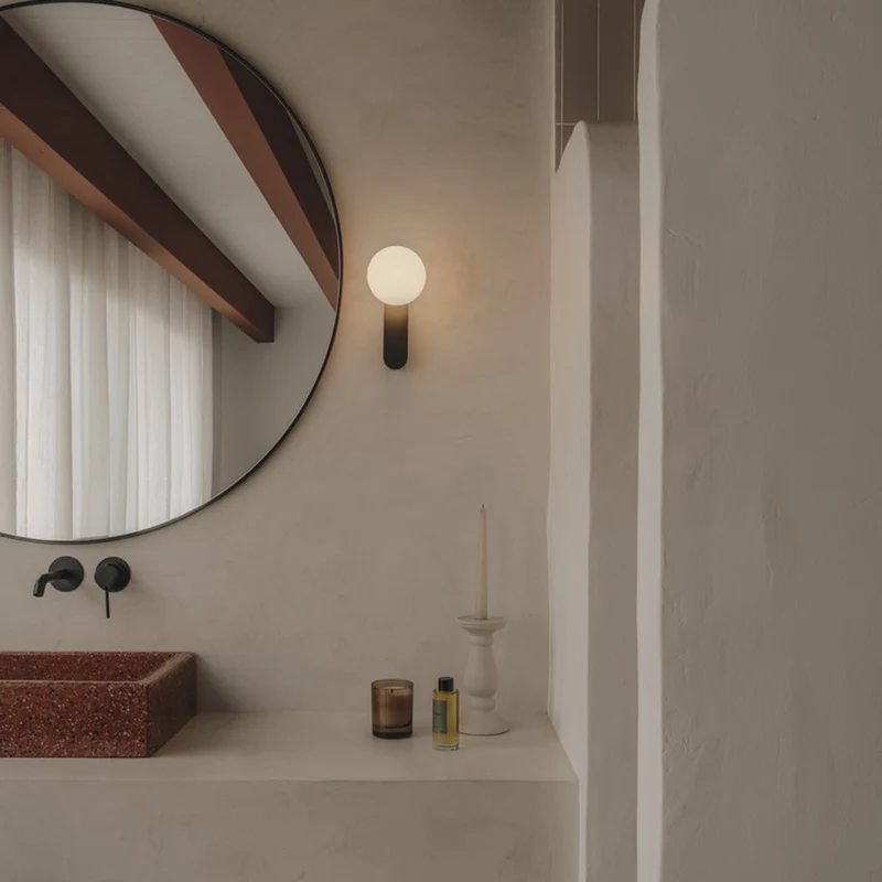LedsC4 Perlina Wall Lamp