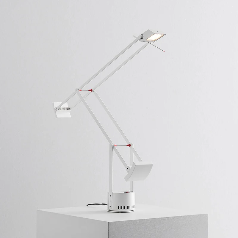 Artemide Tizio Desk Lamp