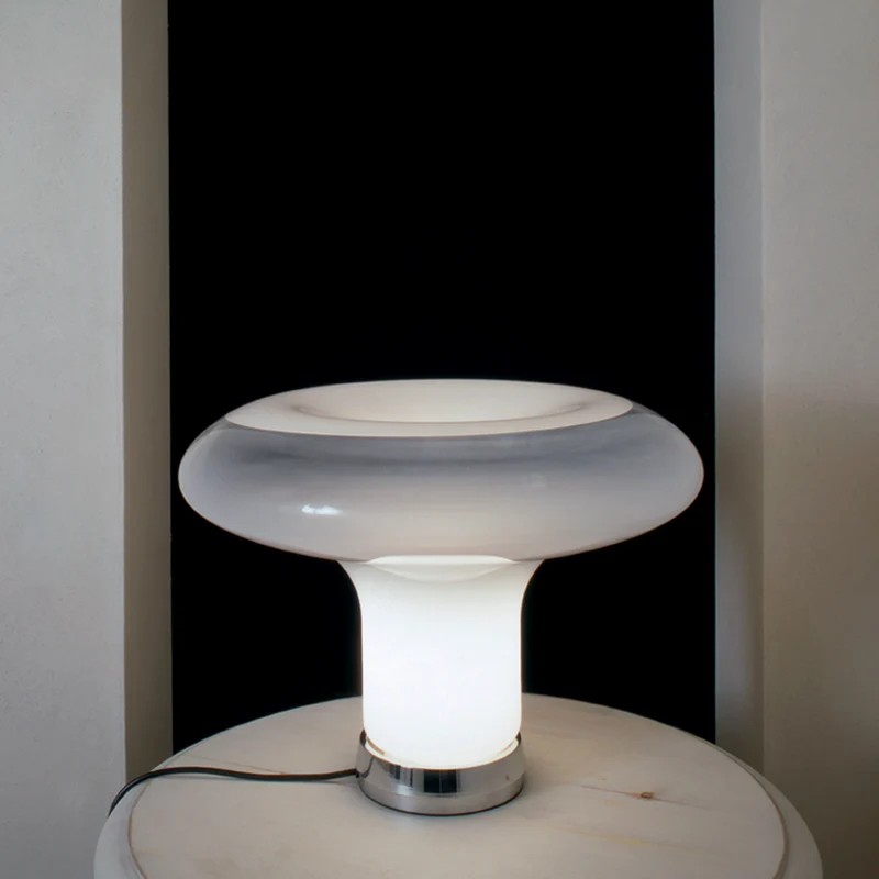 Artemide Lesbo Table Lamp