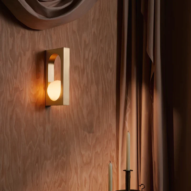 Lee Broom Mythos Wall Lamp