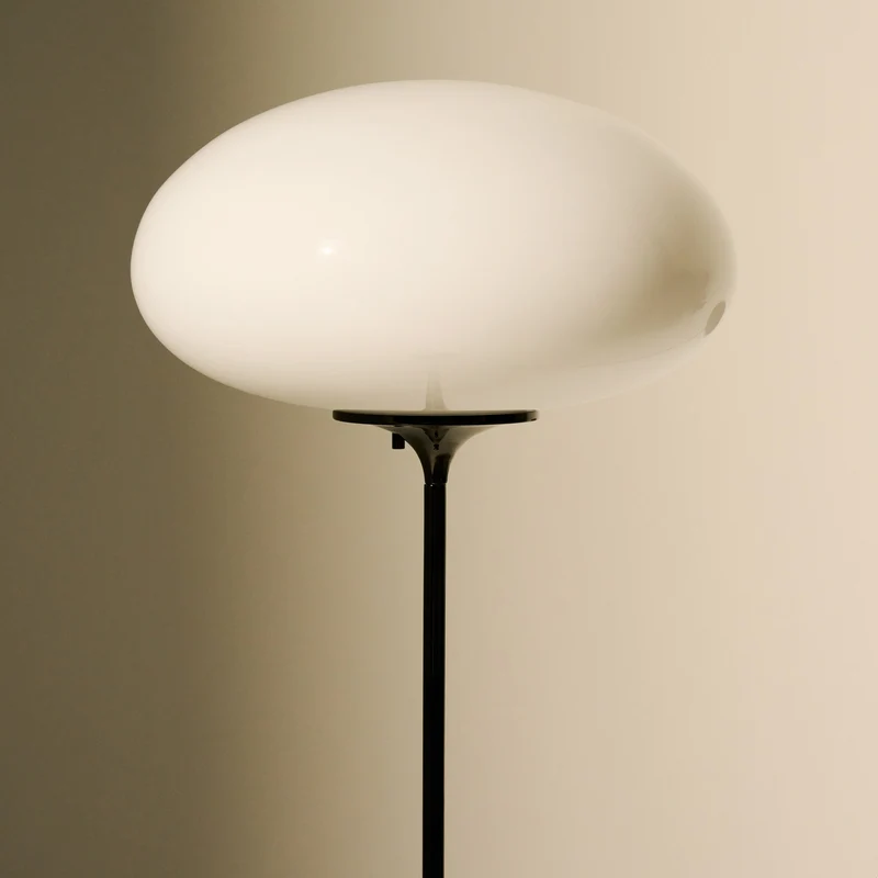 Gubi Stemlite Floor Lamp