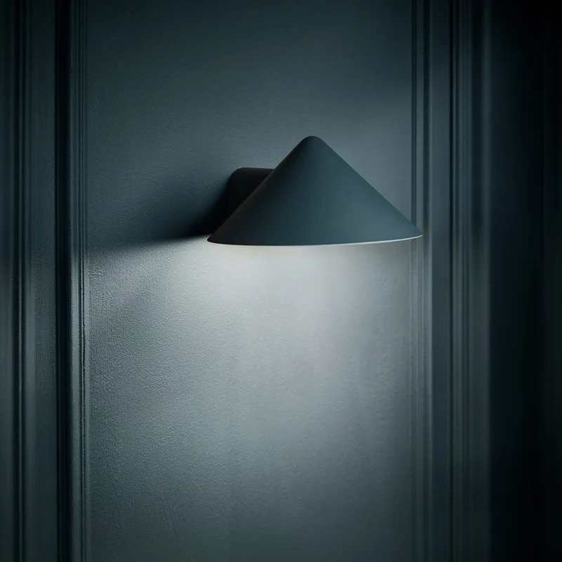 Frandsen Grasp Wall Lamp