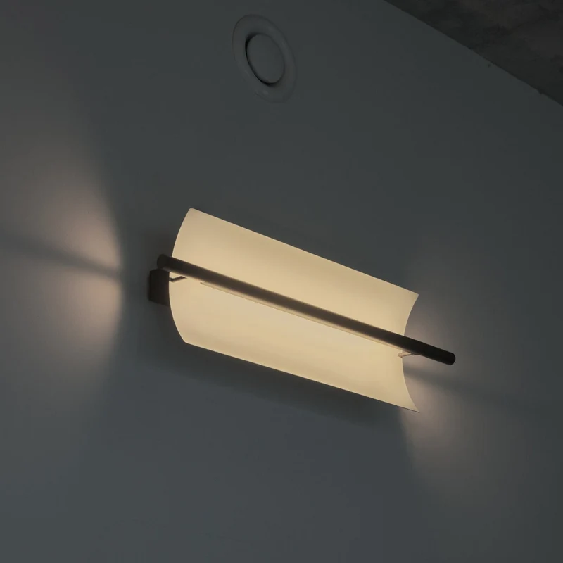 Santa & Cole Lamina 45 Wall Lamp