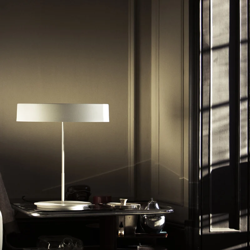 Santa & Cole Sin L Table Lamp