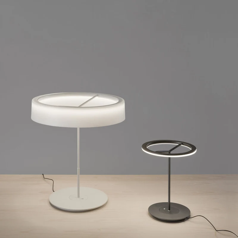 Santa & Cole Sin L Table Lamp